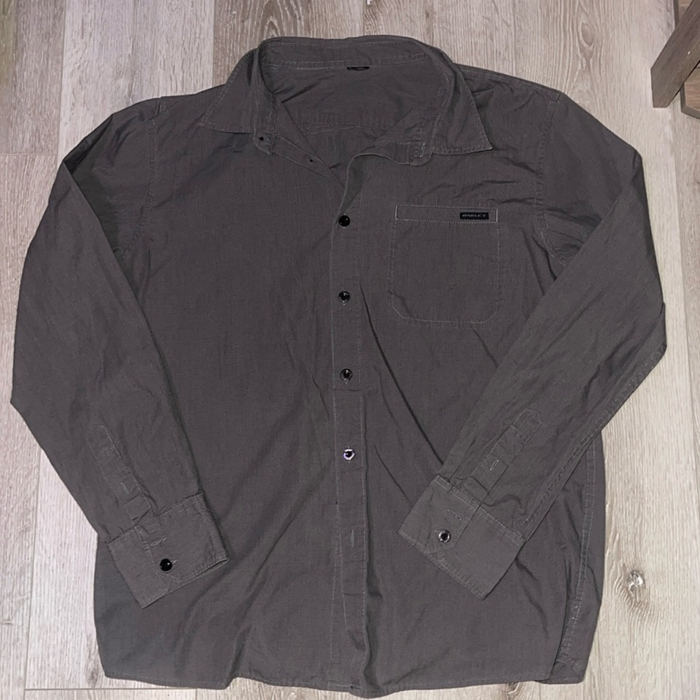 Super cool Oakley grey button up